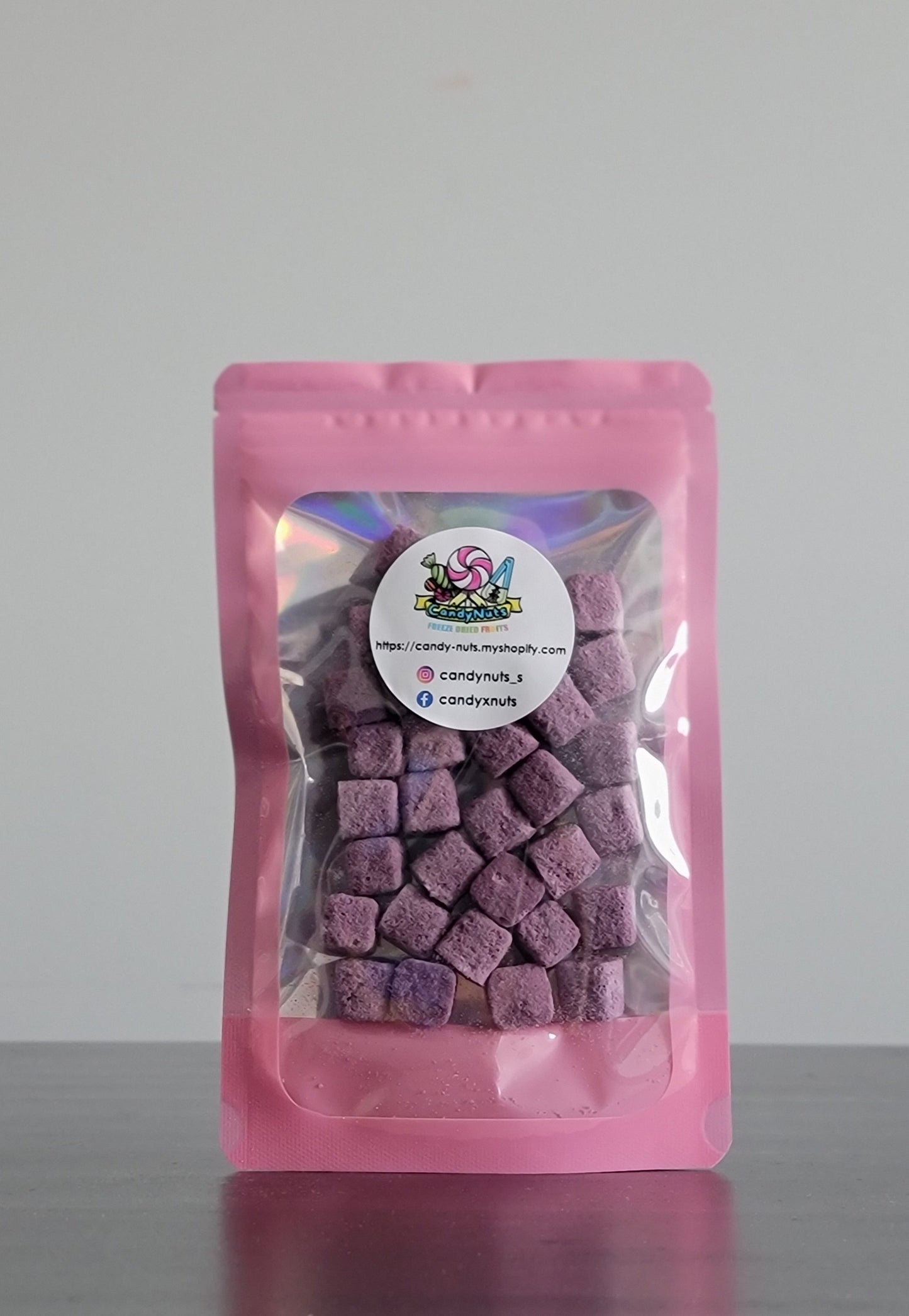 Freeze Dried Blueberry Yogurt without added sugar.