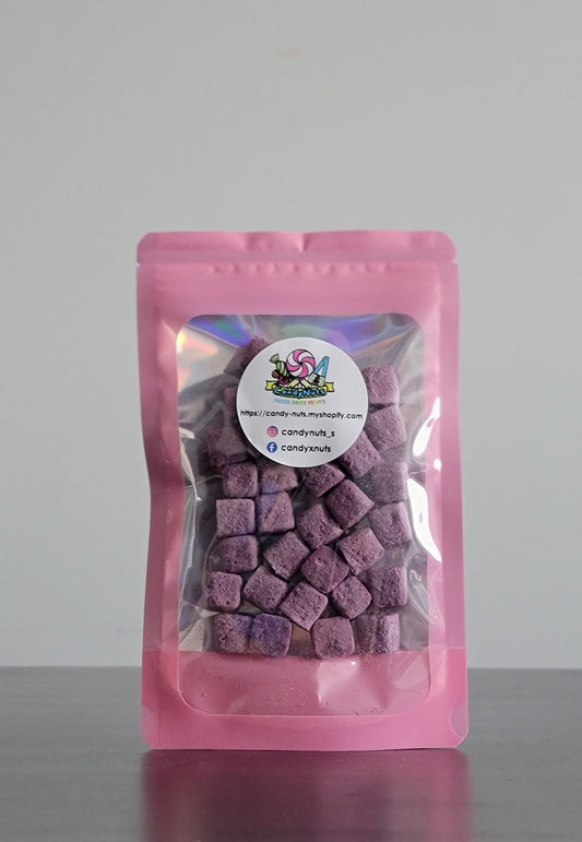Freeze Dried Blueberry Yogurt without added sugar.
