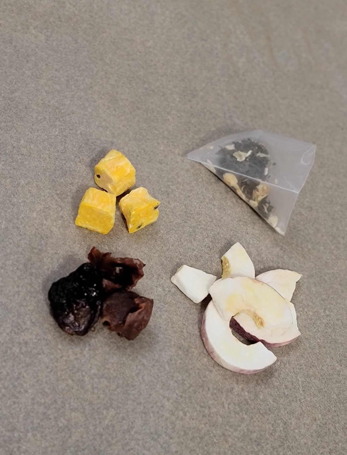 Lychee Jasmine Freeze Dried Passion Fruit Apple with Lychee Pulp 天然荔枝茉莉百香果蘋果茶(含荔枝肉) - 4 Travel Packs